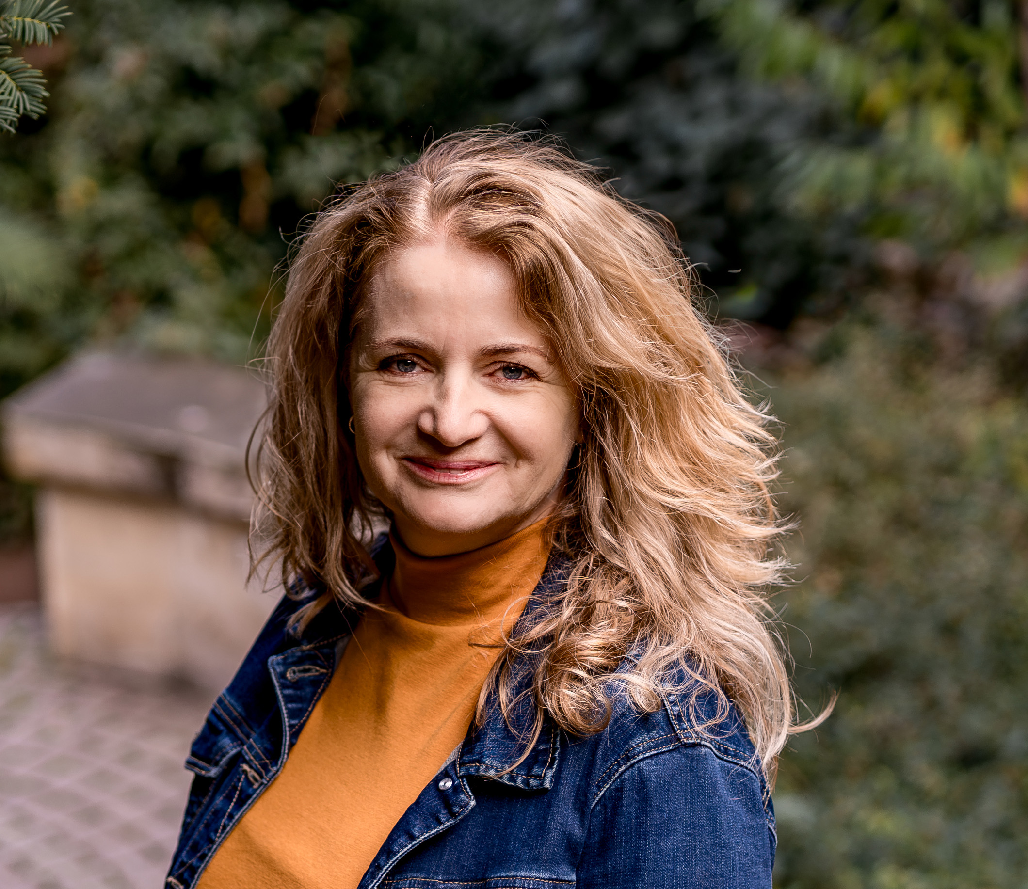 Profilkép44 Life és sport coach, régész és tanár.